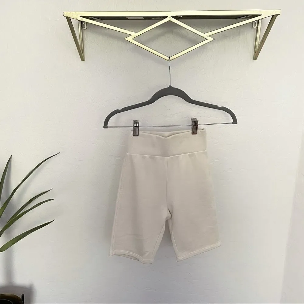 FRAME Vintage Bike Shorts Whisper White Cream Biker Shorts XXS